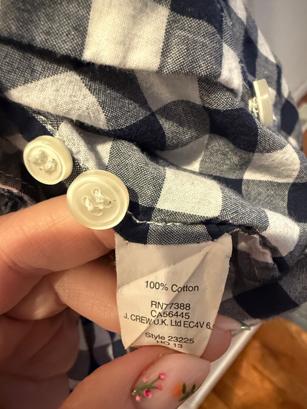 💯 Cotton Medium J. Crew Navy and White Check Button-Down Shirt - Picture 3 of 4